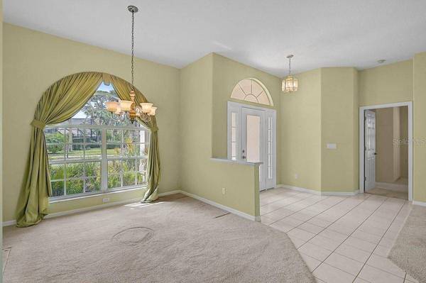Dining room in Nokomis Florida home in Calusa Lakes