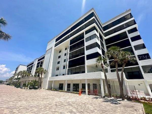 1100 BENJAMIN FRANKLIN DR #802, Sarasota, FL 34236