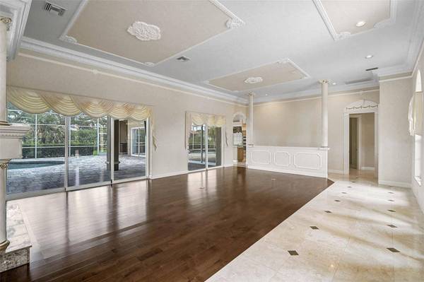 852 MACEWEN DR, Osprey, FL 34229