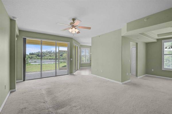 1257 BURGOS DR #302, Sarasota, FL 34238