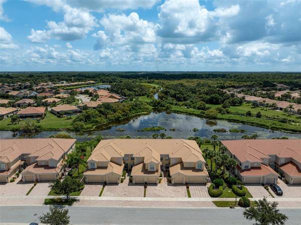 1257 BURGOS DR #302, Sarasota, FL 34238