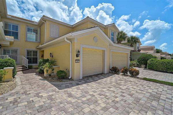 1257 BURGOS DR #302, Sarasota, FL 34238