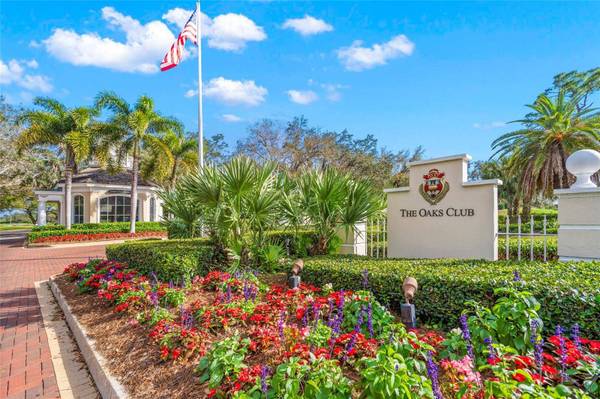 627 N MACEWEN DR, Osprey, FL 34229