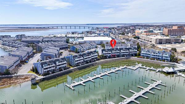 211 Harbour Cove #5211, Somers Point, NJ 08244