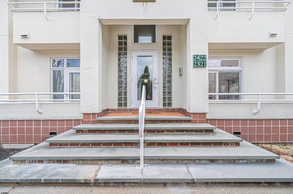 7701 Atlantic #21, Margate, NJ 08402
