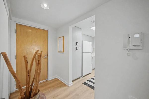1105 Dolphin #1105, Northfield, NJ 08225