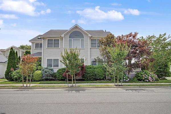 123 N Quincy Ave, Margate, NJ 08402