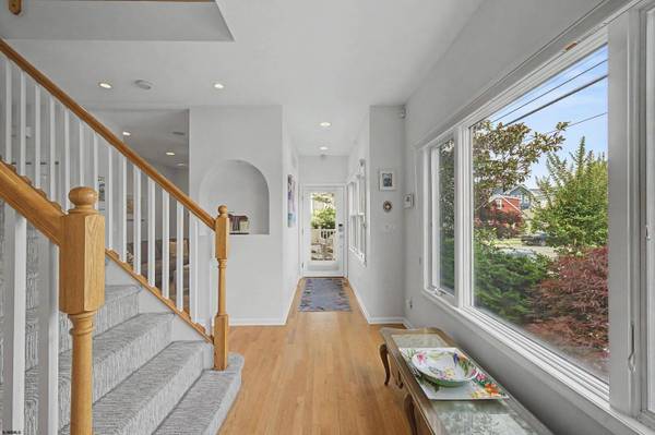 123 N Quincy Ave, Margate, NJ 08402