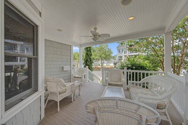 123 N Quincy Ave, Margate, NJ 08402