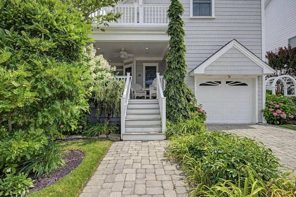 123 N Quincy Ave, Margate, NJ 08402