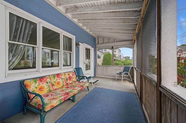 200 N Argyle Ave, Margate, NJ 08402