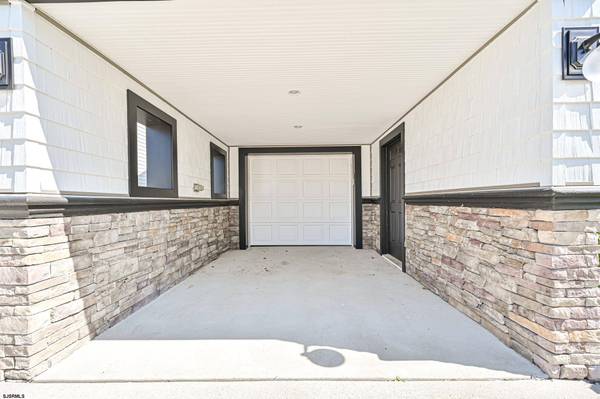 25 S 31st Ave, Longport, NJ 08403