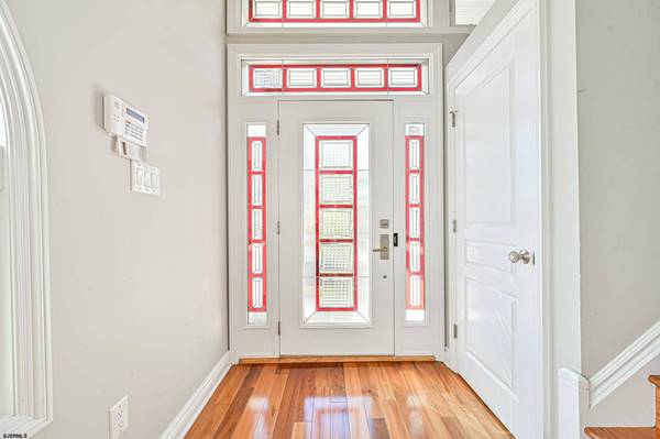 25 S 31st Ave, Longport, NJ 08403
