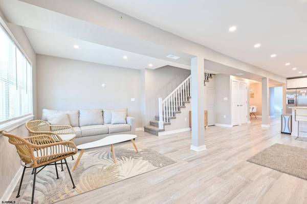 203 N Somerset Ave, Ventnor Heights, NJ 08406