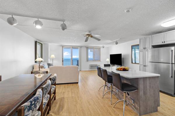 9600 Atlantic Ave, Margate, NJ 08406