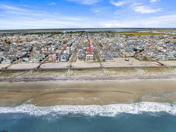 110 S Pittsburg Ave, Ventnor, NJ 08406