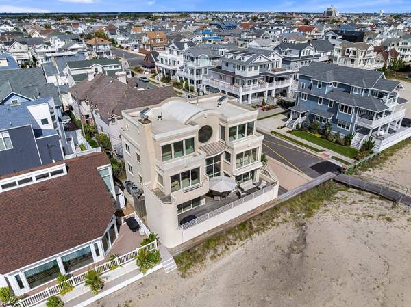 110 S Pittsburg Ave, Ventnor, NJ 08406