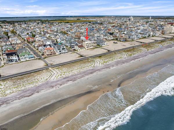 110 S Pittsburg Ave, Ventnor, NJ 08406