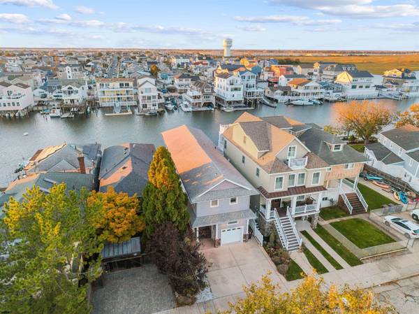 5611 Winchester Ave, Ventnor, NJ 08406