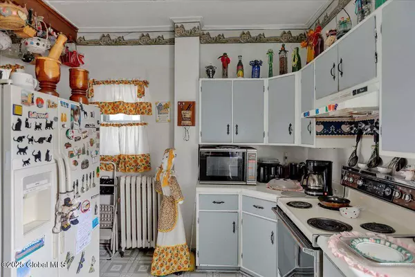 253 Guy Park Avenue, Amsterdam, NY 12010