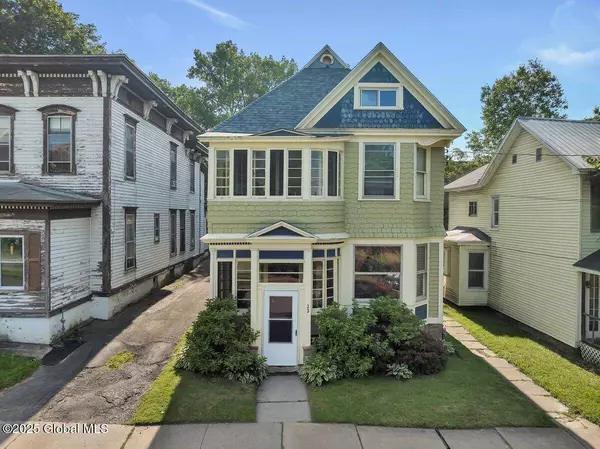 23 N Perry Street, Johnstown, NY 12095