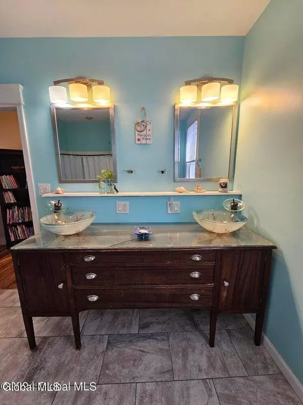 195 Kent Street, Albany, NY 12206