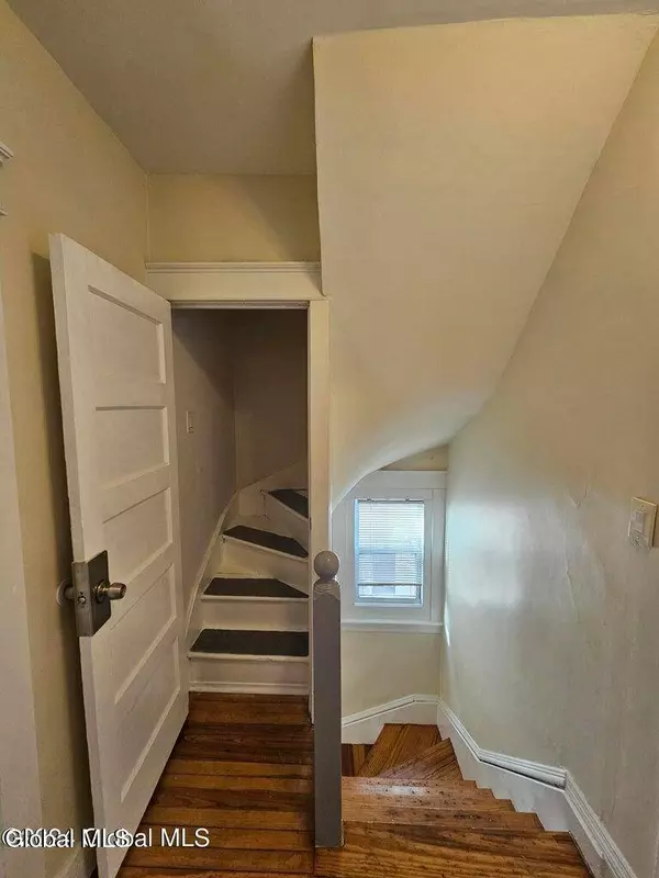 195 Kent Street, Albany, NY 12206