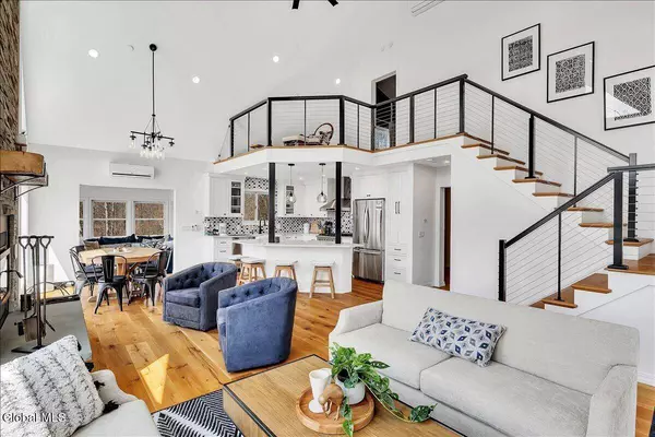 145 Rockefeller Lake Road, Cairo, NY 12413