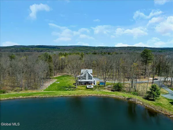 145 Rockefeller Lake Road, Cairo, NY 12413