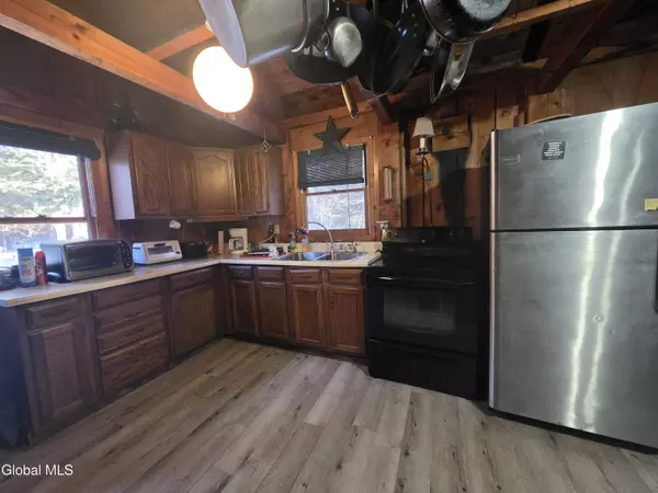 7 Scott Lane, Edinburg, NY 12134