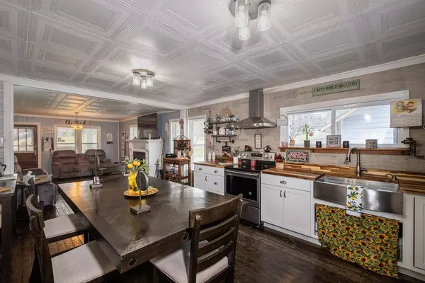 1858 Mission Road, Murphy, NC 28906