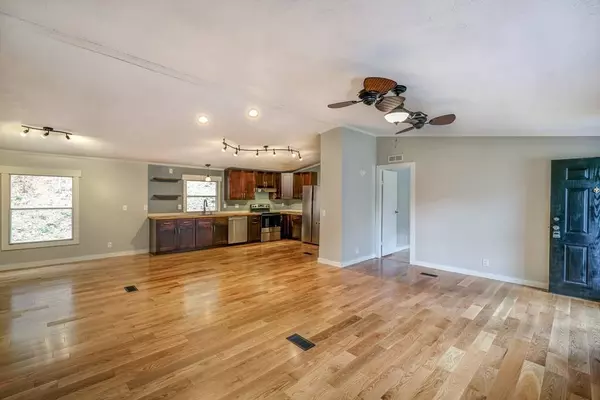 72 Minor Rd., Marble, NC 28905