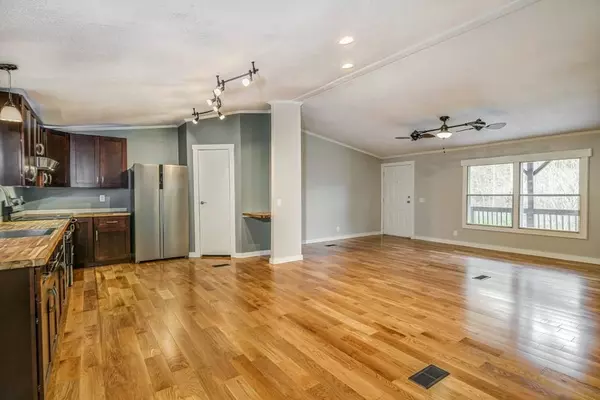 72 Minor Rd., Marble, NC 28905