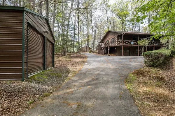 261 Holly Ridge Lane, Murphy, NC 28906