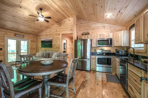 41 Carrolls Ridge, Murphy, NC 28906