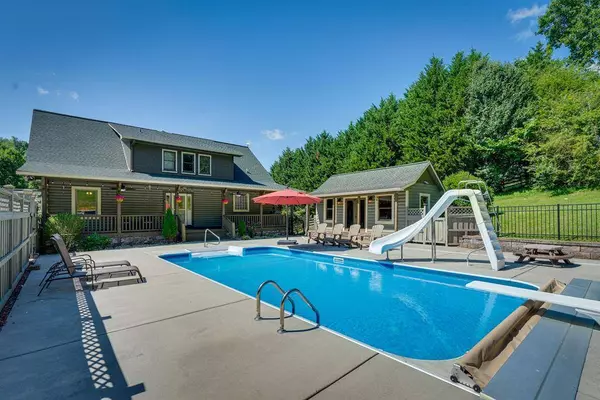 49 Wildwood Drive, Hayesville, NC 28904