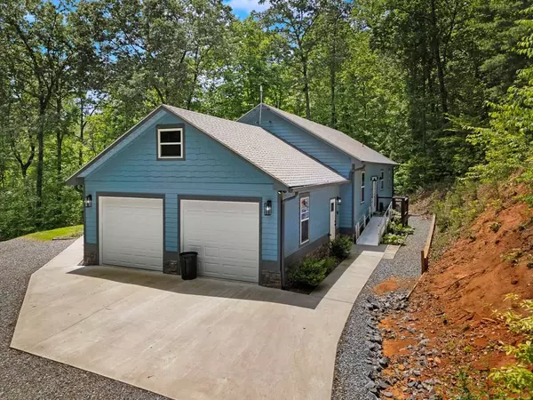 60 Lonesome Pine Rd., Murphy, NC 28906