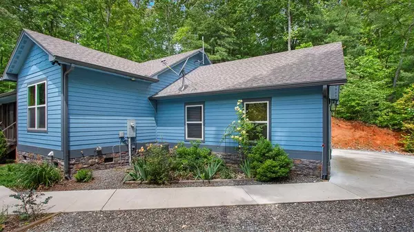 60 Lonesome Pine Rd., Murphy, NC 28906