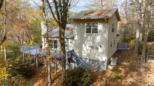 131 Hills And Hollows Rd., Murphy, NC 28906