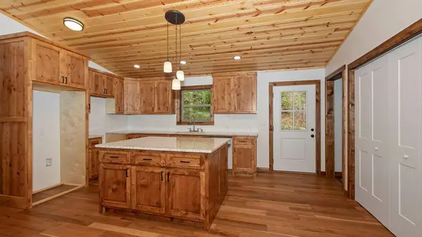 324 Golden Eagle Drive, Murphy, NC 28906