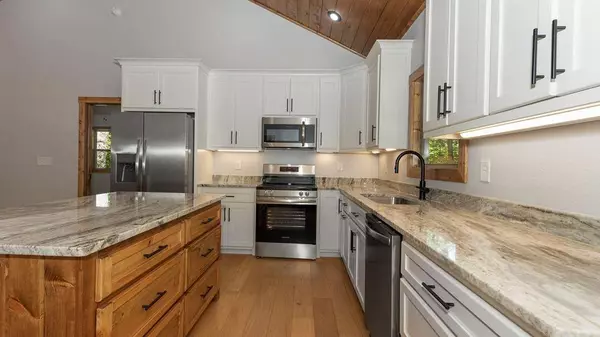 Lot 5 Lakeside Estates, Hayesville, NC 28904