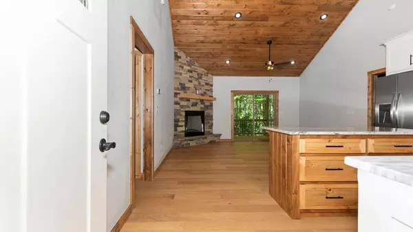 Lot 5 Lakeside Estates, Hayesville, NC 28904