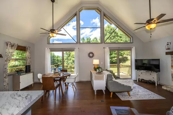 1379 Crystal Springs Rd., Murphy, NC 28906