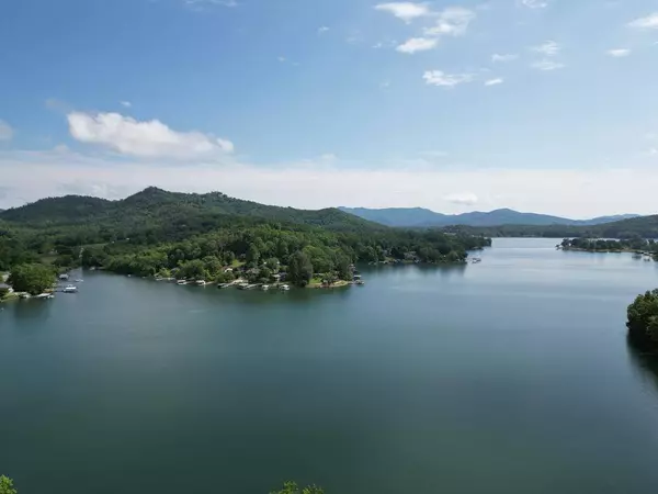 Lot 7 Mountain Breezes, Hayesville, NC 28904
