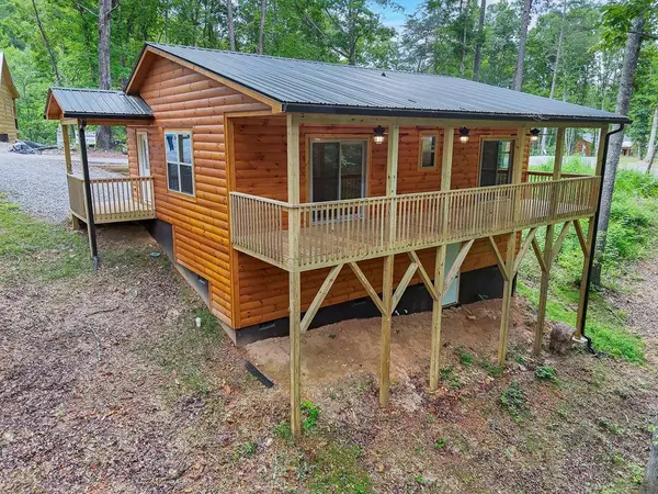 104 Harvest Oaks Dr, Murphy, NC 28906