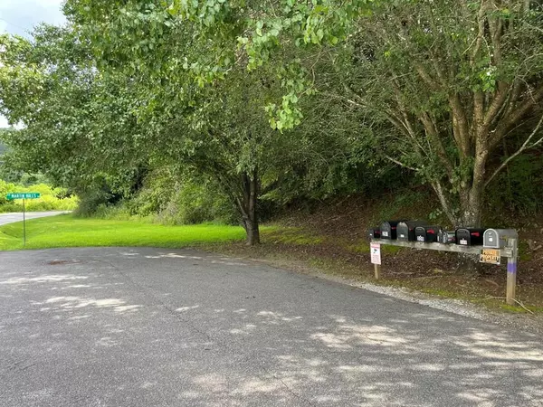 71 Martin Hills Drive, Murphy, NC 28906