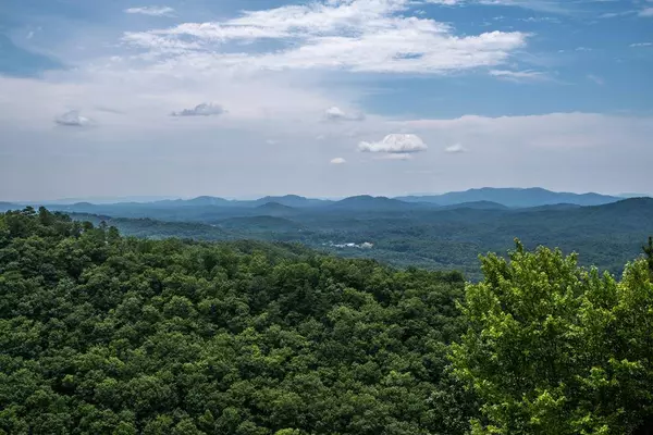 35 Sentry Lane, Murphy, NC 28906