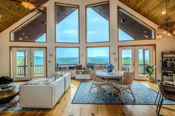 35 Sentry Lane, Murphy, NC 28906