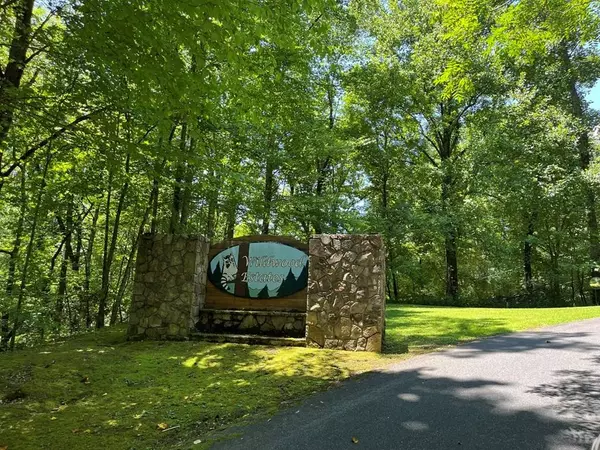 501 Clifftop Trail, Andrews, NC 28901