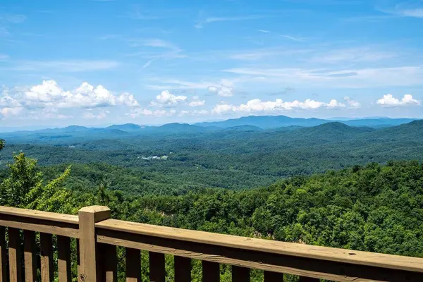 105 Patriot Ridge, Murphy, NC 28906